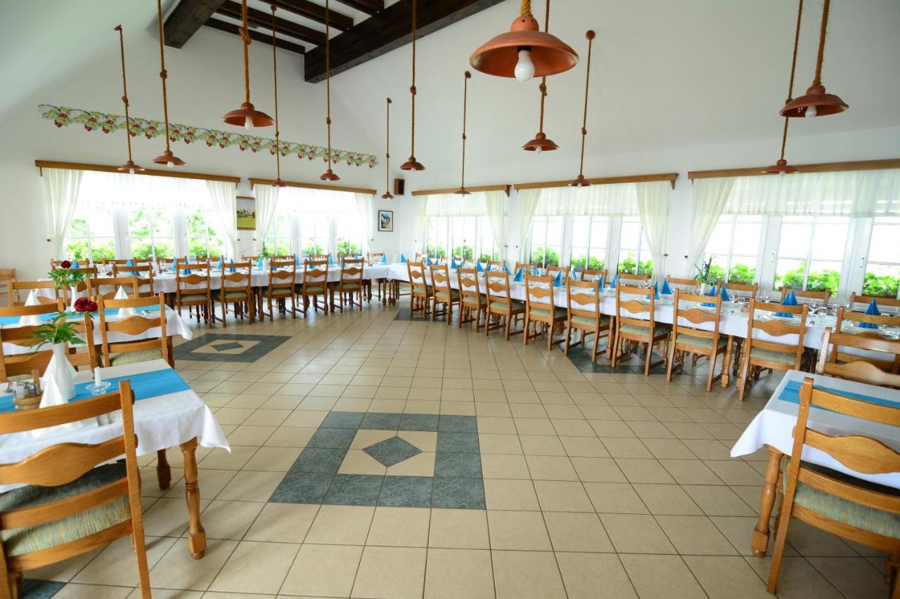 Gostisce Vinski Hram Hotel Ivanjkovci Екстериор снимка