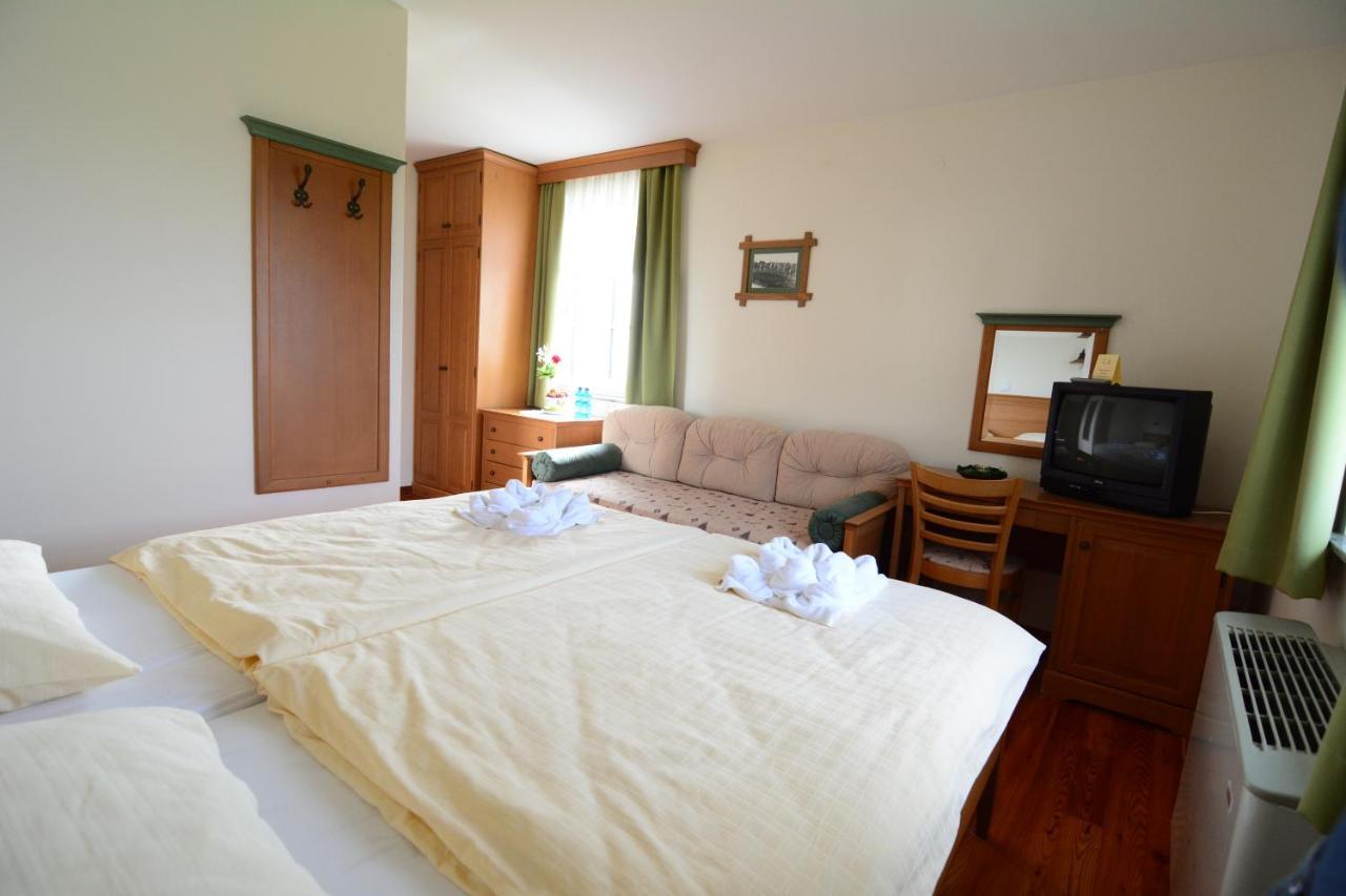 Gostisce Vinski Hram Hotel Ivanjkovci Екстериор снимка